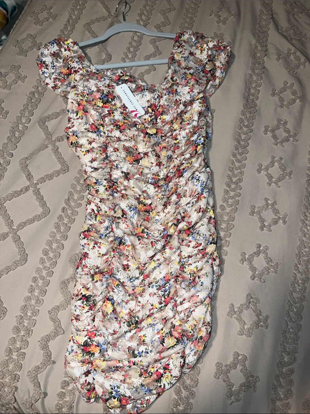 Floral Ruched Scoop Neck Dress in Cream